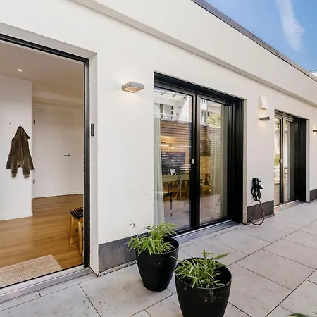 Апартаменты Modernes Mit Terrasse & Homeoffice *